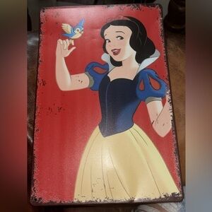 BRAND NEW RARE Disney's Snow White VINTAGE TIN Aluminum Wall Art Sign 12” L
